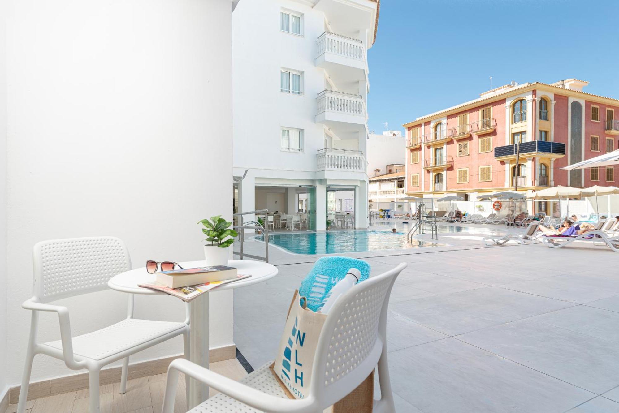 Junior Suite Balcony